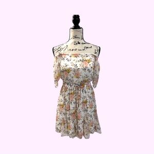 Francesca’s Mi Ami White Floral Cold- Shoulder dress